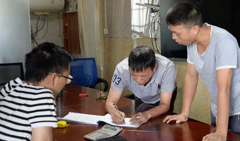 高性價比建筑模板經(jīng)得起考驗